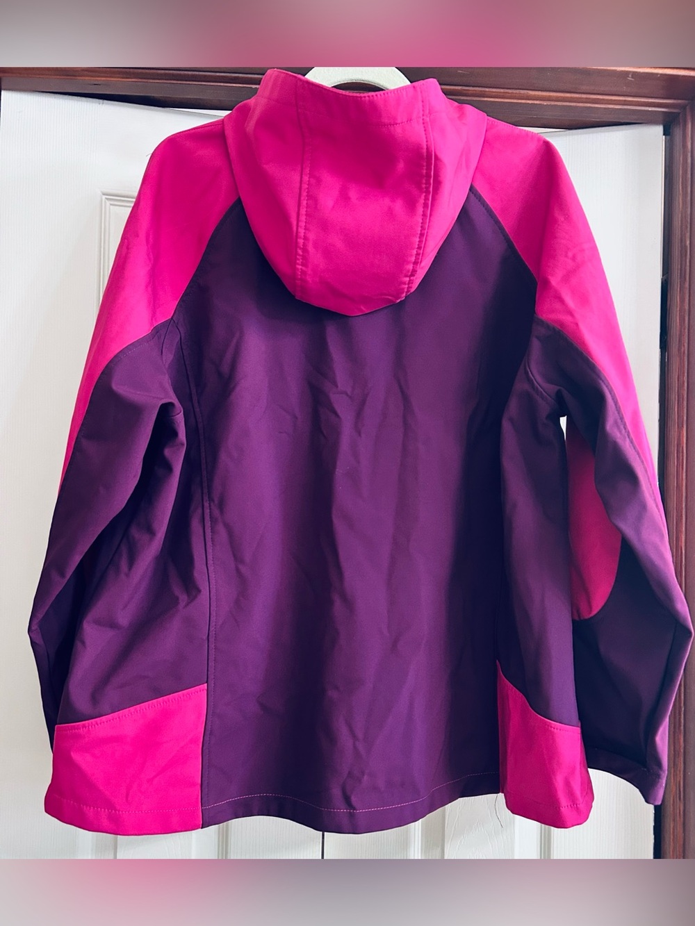 Free Tech Hooded Magenta Softshell Water Resistant Jacket with Zip Chest Pocket - Picture 3 of 6